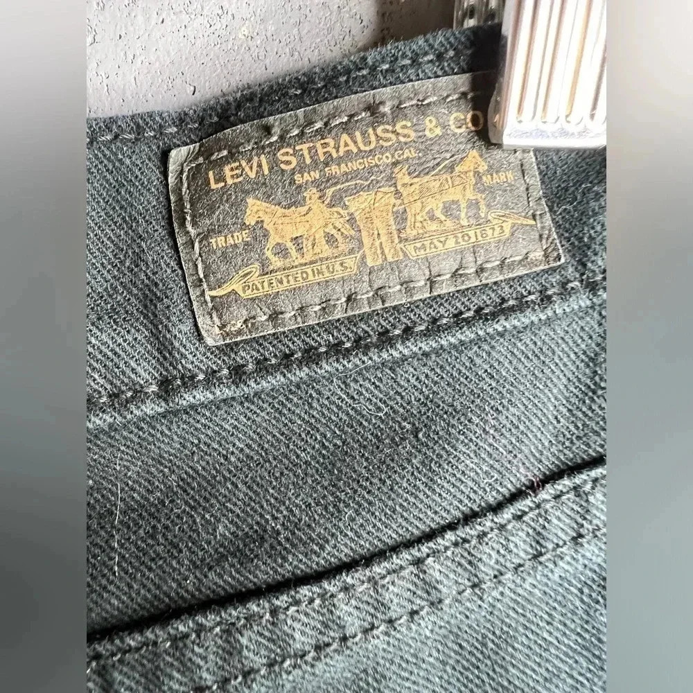 Levis 505 Jeans Womens 6 short Black Straight Leg Mid Rise 5 Pocket Denim - Picture 5 of 6